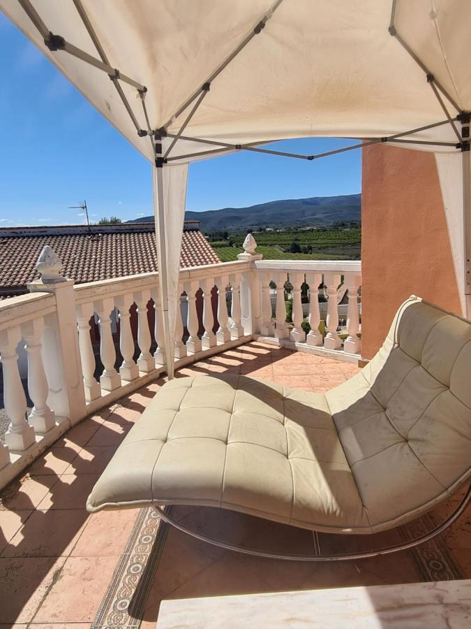 Chateau Angelique Villa Montroy ภายนอก รูปภาพ